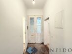 WOHNUNGSEIGENTUM AM STÖBERPLATZ - Sanierungsbedürftige 2 Zimmerwohnung mit Potenzial! - Vorzimmer