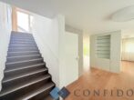 Exklusive Maisonette mit traumhaften Terrassen und unverbaubarem Grünblick in absoluter Ruhelage - Stiegenaufgang