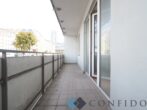 Sanier mich - Weitläufige 2 Zimmerwohnung mit Loggia nahe Höchstädtplatz! - Loggia