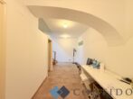 Urban Living – einzigartige Wohnung mit Loftcharakter, Terrasse und Garten - Vorraum UG