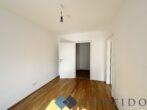 Moderne 4 Zimmerwohnung mit Balkon nahe AKH - Garagenplatz inklusive! - Schlafzimmer 1
