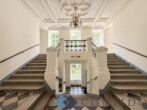 AM HEUMARKT - Traumhafte Dachgeschosswohnung mit 2 Terrassen und Fernblick nahe Stadtpark! - Hauseingangsbereich