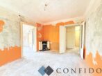 WOHNUNGSEIGENTUM AM STÖBERPLATZ - Sanierungsbedürftige 2 Zimmerwohnung mit Blick auf den Park! - Zimmer 1