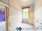 WOHNUNGSEIGENTUM AM STÖBERPLATZ - Sanierungsbedürftige 2 Zimmerwohnung mit Blick auf den Park! - Küche/Bad