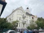 MEIDLINGER COTTAGE - Großzügig geschnittene 3 Zimmer Altbauwohnung in begehrter Lage! - Hausansicht
