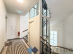 MEIDLINGER COTTAGE - Großzügig geschnittene 3 Zimmer Altbauwohnung in begehrter Lage! - Stiegenhaus