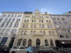 Verwirklichen Sie Ihren Wohntraum – großzügige, sanierungsbedürftige Dachgeschosswohnung in Mariahilf - Hausansicht