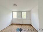 Großartig geschnittene 3 Zimmerwohnung mit Loggia und Grünblick - Zimmer