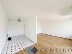 Großartig geschnittene 3 Zimmerwohnung mit Loggia und Grünblick - Wohnküche