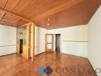 RUHELAGE in Klosterneuburg - Sanierungsbedürftige 3 Zimmerwohnung mit Loggia und Grünblick - Wohnzimmer