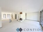 Kurz vor der Fertigstellung - LUXUSVILLA MIT POOL, LIFT & WELLNESS - Zeitlose Architektur für höchste Ansprüche - Wohnzimmer